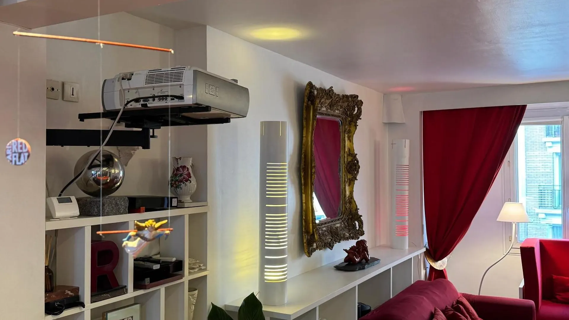 Red Flat * Parijs