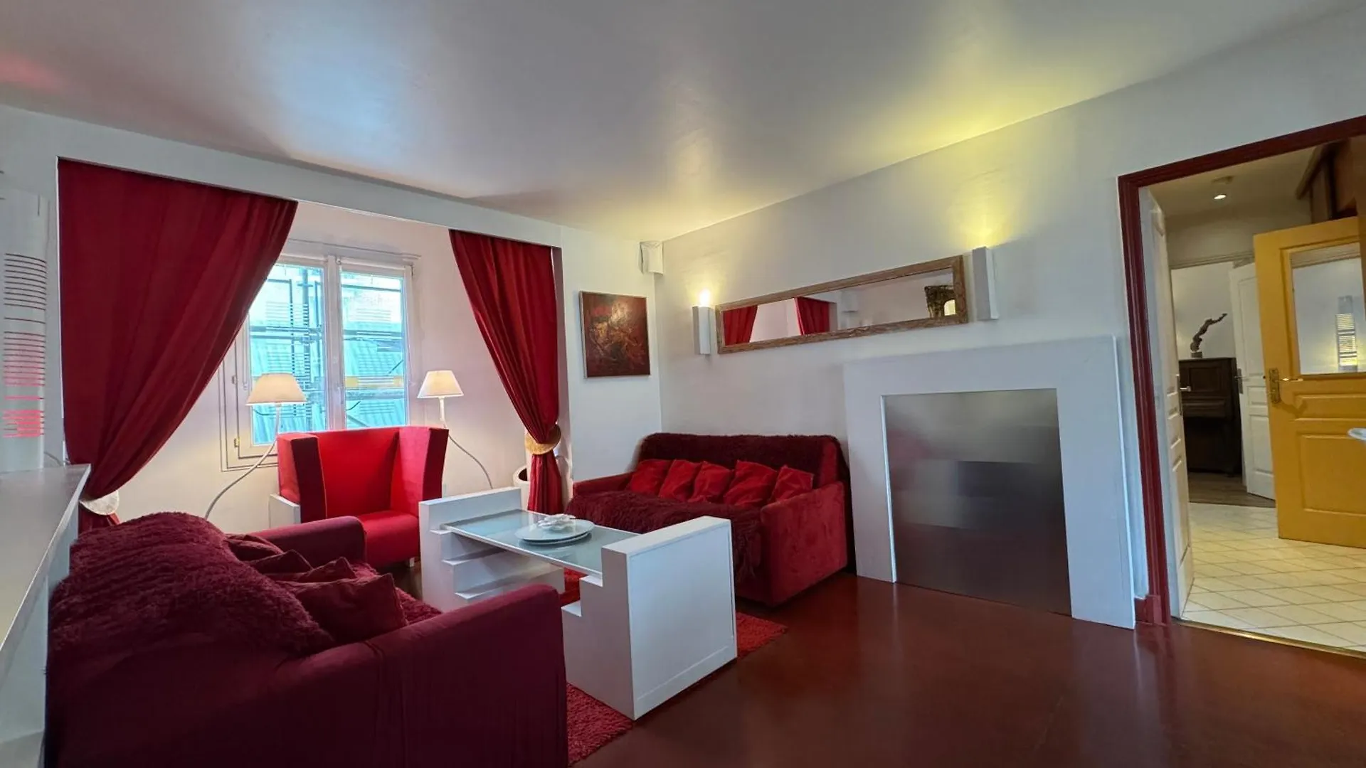 Red Flat * Parijs