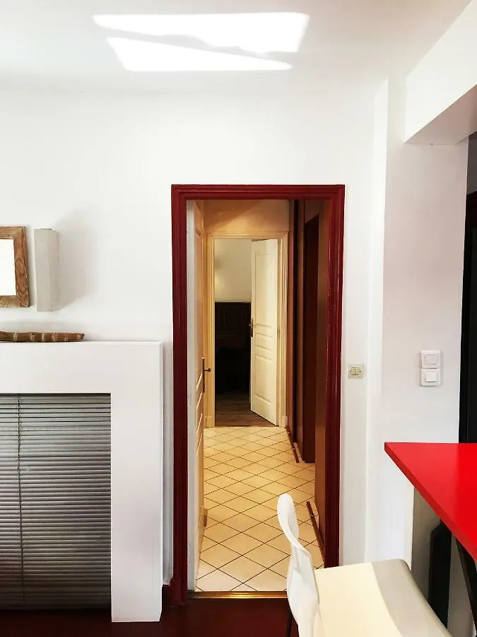 Red Flat * Parijs