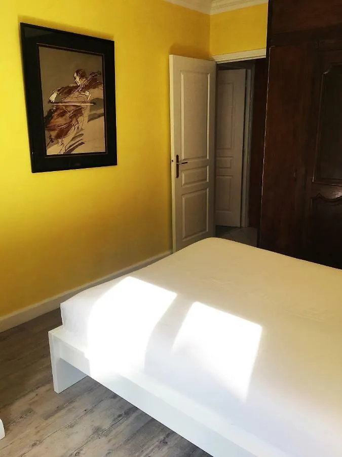 Red Flat Appartement